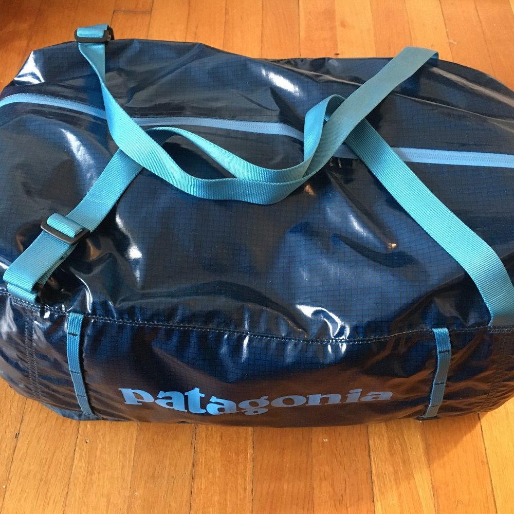 Patagonia blue duffel bag Black Hole 45L
